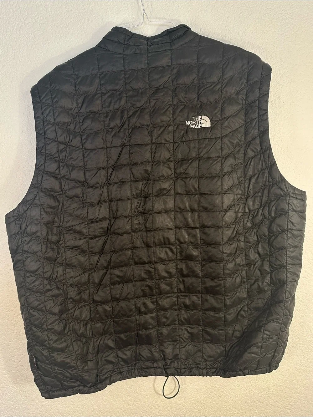 The North Face Vest Men’s XXL Black Quilted Insulated Full Zip Lightweight Outdo